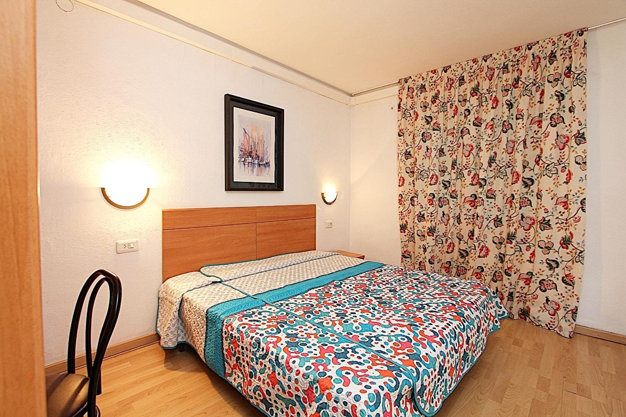 Apartaments Nautic Lloret de Mar Pokoj fotografie